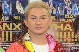 DA PUMP・ISSA、巻き髪＆ばっちりメイクの女装姿公開「エキゾチックな美女」「綺麗すぎる」の声 画像