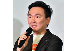 かまいたち山内、“4月から小学生”長男を抱き上げるパパの顔SHOTに「息子ちゃんでかー！」「なんか泣けます」 画像