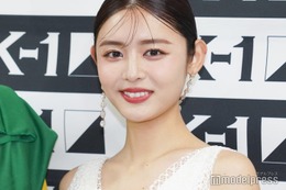 古畑星夏、ミニスカのゴルフウェア姿に「驚異の脚の長さ」「さすがの着こなし」と反響 画像