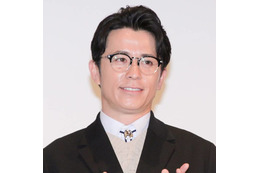 「寝返り達成」藤森慎吾、生後5ヶ月を迎えた娘とパシャリ！親子SHOTに「素敵なパパさん」「かわいすぎる」の声 画像