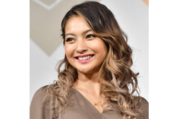 コメダがおむすび専門店をオープン♪ゆきぽよも“絶品天むす”に感激「美味しい！完璧！」 画像