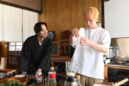 WEST.神山智洋＆トラジャ中村海人が息の合った演技「ミッドナイト屋台」初回見どころ公開【コメント】 画像
