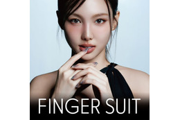 TWICEナヨン、4ルックで変幻自在な魅力放つ 韓国発ネイルウェアブランドのミューズ就任 画像
