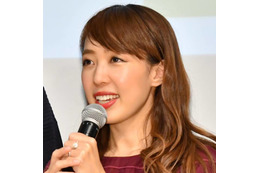 第3子妊娠中の川崎希「2日連続でディズニーシーへ笑」アイスを頬張る親子SHOT＆うっかりを明かす