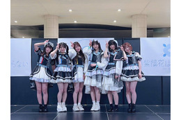 6人組アイドルグループ・紫陽花は降らない、デビューシングルお披露目ライブ開催 目標語る 画像