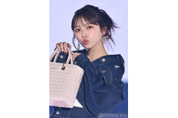 与田祐希、乃木坂46卒業後初ランウェイ ミニスカコーデでキュートな仕草【GirlsAward 2025SS】 画像