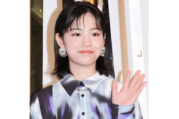 當真あみ、セーラー服を着こなした笑顔SHOTに反響「笑顔めっちゃかわいい」「似合っています」 画像