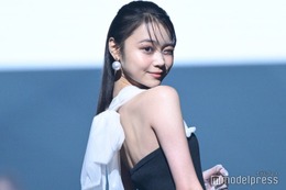 林芽亜里、モノクロドレスで大胆肌見せ【TGC香川2025】 画像
