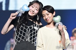 FRUITS ZIPPER真中まな、変形スカート着こなす【TGC香川2025】