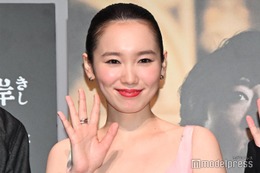飯豊まりえ、ばっさりカットで雰囲気ガラリ「めっちゃ切ってる」「美しい」の声
