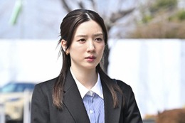 「キャスター」裏切り者判明 華（永野芽郁）の一言にも注目集まる「びっくり」「どういう意味？」