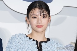 出口夏希、ミニ丈シャネルコーデで美脚披露 かくしごと明かす「すっごい恥ずかしくて…」