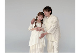 第5子妊娠中の辻希美、ふっくらお腹で杉浦太陽とパシャリ！夫婦で撮影を報告「安心感あって楽しかった」