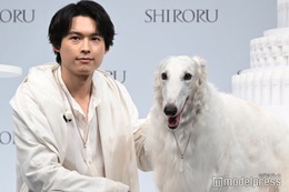 SixTONES松村北斗、メンバーとスキンケア談義「自分の素肌と向き合う時間が増えた」