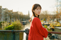 浜辺美波、25歳記念写真集決定 撮影地はオランダ「前作からの時の流れを楽しんでいただければ」