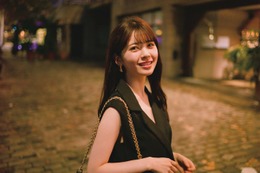 乃木坂46筒井あやめ、ミニ丈ワンピでレストランへ 写真集ロケ最終日のカット解禁【感情の隙間】 画像