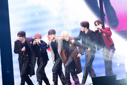 NCT 127東京ドーム公演に地響きレベルの叫び 6人だからこそ浮き彫りになるパワー、完全体8人での永遠誓う【THE MOMENTUM／セットリスト】