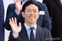 EXILE松本利夫、長男＆長女との密着ショット公開「幸せ溢れてる」「ほっこり」と反響 画像