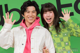 仲里依紗＆中尾明慶、家族でNYへ ファーストクラスで豪華機内食も 画像