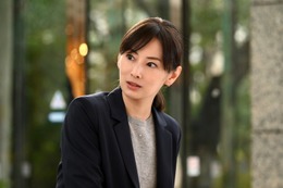 【あなたを奪ったその日から 第7話】紘海、砂羽に旭の元で働いている理由を知られる 画像