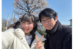 “27歳年上ファンと結婚”元アイドル、第1子のニューボーンフォト公開「幸せオーラすごい」「全員可愛い」の声 画像