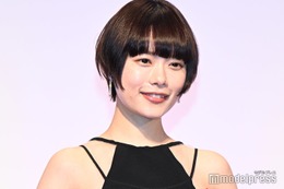 杉咲花、ノースリーブドレスで登場「アンメット」「海に眠るダイヤモンド」撮影回顧【第62回ギャラクシー賞】 画像