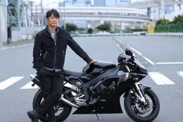 反町隆史、約6年ぶりテレ東ドラマ主演 オートバイで事件追う“トカゲ”に【TOKAGE 警視庁特殊犯捜査係】