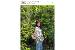 森戸知沙希、ほっそりお腹チラ見せのチェックシャツコーデに反響「オシャレでお似合いです」「めっちゃかわいい」
