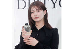 吉川愛、ヘッドホン着用の自撮りアップSHOTに「安定の可愛さ」「センス好き！」の声