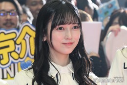 乃木坂46池田瑛紗、美脚際立つ天使コスプレにファン悶絶「儚い」「スタイル抜群」 画像