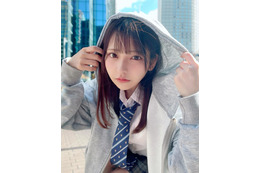 十味、胸元ざっくりワンピで美バストちらり「ドキドキする」「爽やか」の声