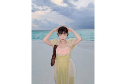人気YouTuberあさぎーにょ、水着姿でモルディブ満喫「スタイルの良さ際立ってる」「どのコーデも可愛い」の声