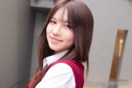 「今日好き」榊原樹里、赤髪にイメチェン へそピも披露「似合ってる」「真似したい」