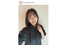 2児の母・石川梨華、上品な“授業参観コーデ”SHOTに反響「超絶可愛いです！！」「美人ママ羨ましい」