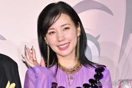 仲里依紗、キックボクシングの練習風景公開「迫力すごい」「美しくて見惚れちゃう」と話題
