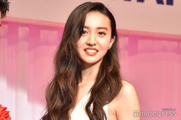 Koki,、美スタイル際立つへそ出しルックに反響「スタイル抜群」「オーラすごい」
