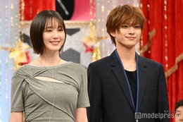 本田翼、胸元開き衣装で登場 志田未来・岩瀬洋志・増子敦貴らとのアドリブ明かす