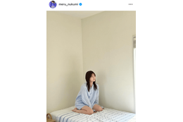 めるる、パジャマ風コーデの自然体SHOTに「笑顔が可愛すぎる」「まじ素敵」の声 画像