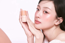 ミルフィー、ふんわり血色感とツヤ肌をかなえる「シェイクドロップチーク」が新登場 画像