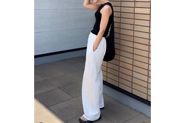 大人気【ユニクロ】ワイドスウェットパンツ。オシャレな人が購入しているカラーとは【40代の毎日コーデ】 画像