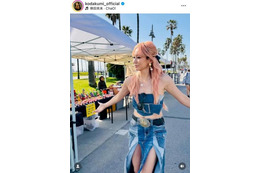 「スタイル良過ぎる」倖田來未、美ボディを披露したMVオフSHOTに反響「ここまで着こなせるのは流石」 画像