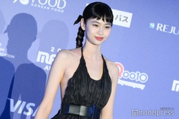 「イカゲーム」出演美女、水着で抜群スタイル際立つ「引き締まってて美しい」「女神」の声 画像