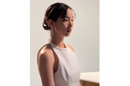 のん、艶やかな肌が色っぽいヘルシーコーデにファンうっとり「まさにヴィーナス」「彫刻のような美しさ」