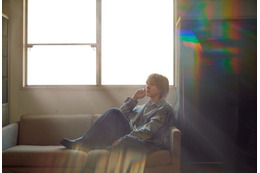 M!LK吉田仁人、初のソロEP決定 作詞作曲手掛けた4曲収録・ソロビジュアルも公開【さえない暮らし】 画像