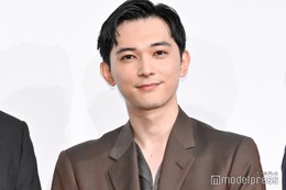 吉沢亮、背中の刺青は4時間かけて完成「朝の2時くらいに入って」【国宝】