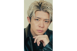 Number_i岸優太「Numero TOKYO」カバー初登場 “日常と非日常”にクローズアップ 画像