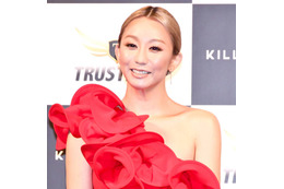 42歳の倖田來未、美の原動力は夫＆13歳の息子「常に努力は忘れてはいけないなと」