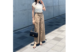 40代こそ似合う！チノ×レースブラウスで作る夏の上品カジュアル【40代の毎日コーデ】