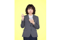 “有名週刊誌に綿密な取材”で出来上がった話題の小説、実写化決定 奥山葵がドラマ初主演【スクープのたまご】 画像