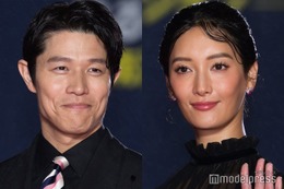 鈴木亮平＆菜々緒、抜群スタイル際立つ姿 海での写真に「眼福」「シンクロ率すごい」の声